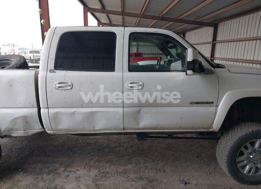 Photo 13 of 2004 Chevrolet Silverado 2500HD LS (VIN 1GCHK23U34F161615)