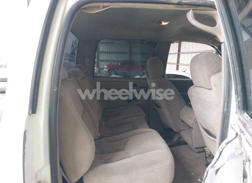 Photo 8 of 2004 Chevrolet Silverado 2500HD LS (VIN 1GCHK23U34F161615)