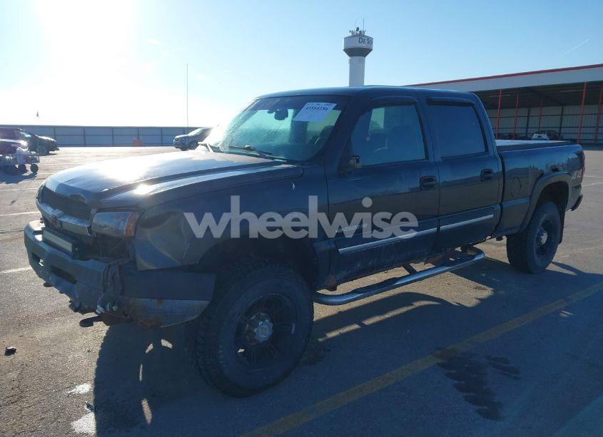 Photo 2 of 2004 Chevrolet Silverado 2500HD LS (VIN 1GCHK23U34F193108)