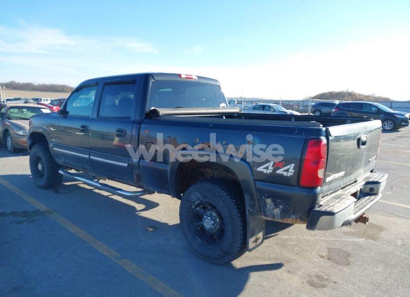 Photo 3 of 2004 Chevrolet Silverado 2500HD LS (VIN 1GCHK23U34F193108)