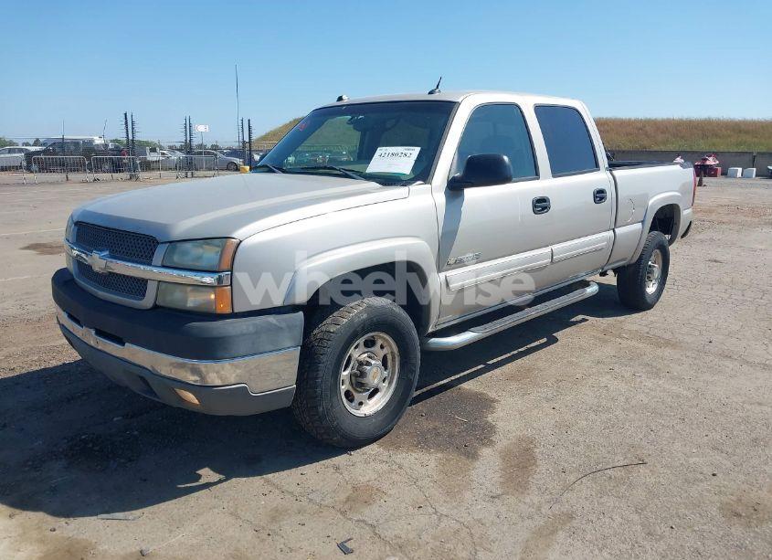 Photo 2 of 2004 Chevrolet Silverado 2500HD LT (VIN 1GCHK23U34F242999)