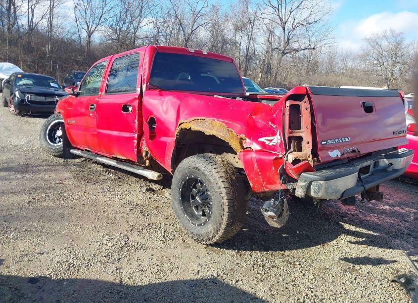 Photo 3 of 2005 Chevrolet Silverado 2500HD LS (VIN 1GCHK23U35F802411)