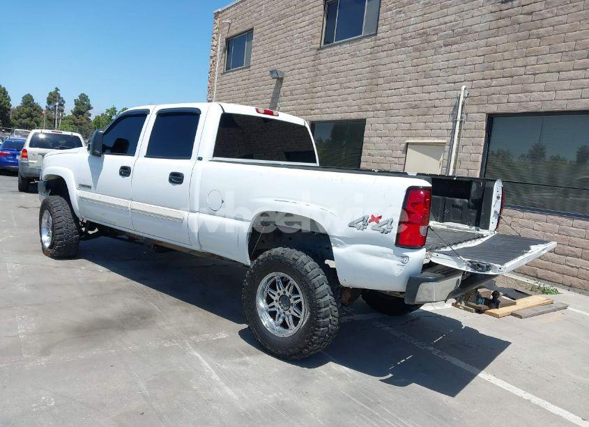 Photo 3 of 2005 Chevrolet Silverado 2500HD LS (VIN 1GCHK23U35F803784)