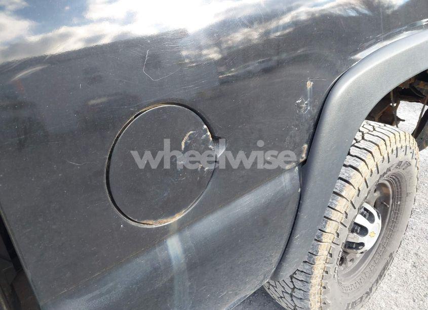 Photo 17 of 2005 Chevrolet Silverado 2500HD LS (VIN 1GCHK23U35F826160)