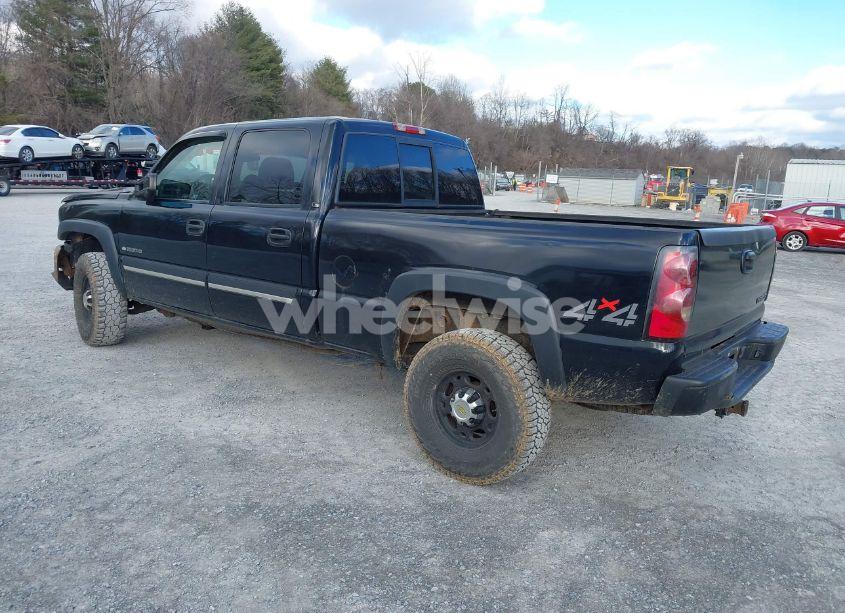 Photo 3 of 2005 Chevrolet Silverado 2500HD LS (VIN 1GCHK23U35F826160)