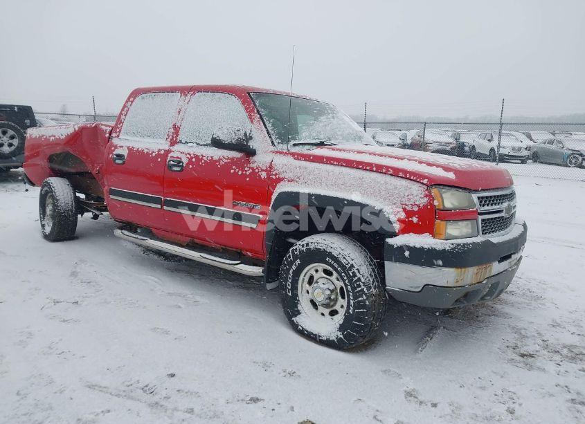 2005 Chevrolet Silverado 2500HD LS (VIN 1GCHK23U35F848305) main photo