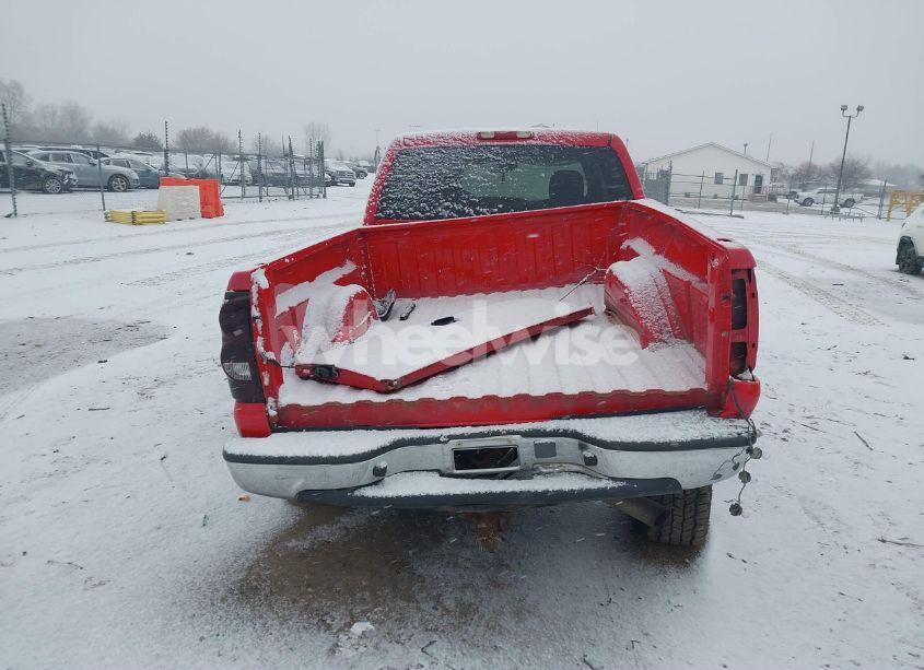 Photo 16 of 2005 Chevrolet Silverado 2500HD LS (VIN 1GCHK23U35F848305)
