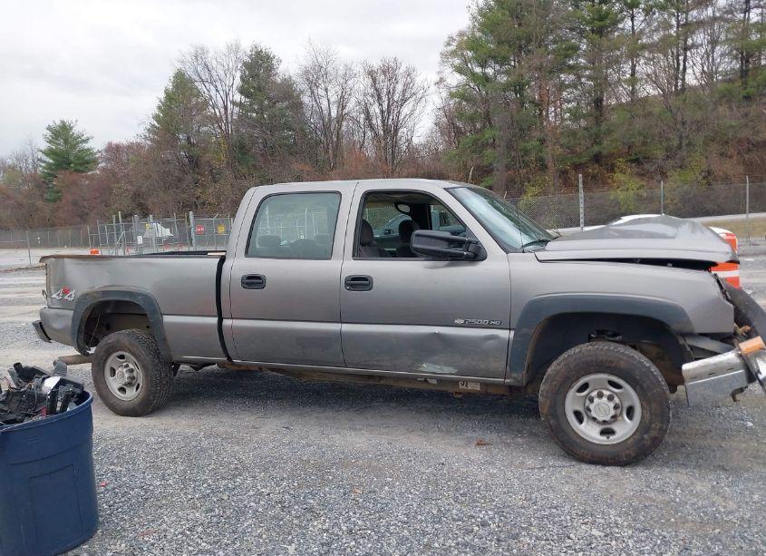 Photo 13 of 2006 Chevrolet Silverado 2500HD WORK TRUCK (VIN 1GCHK23U36F261118)