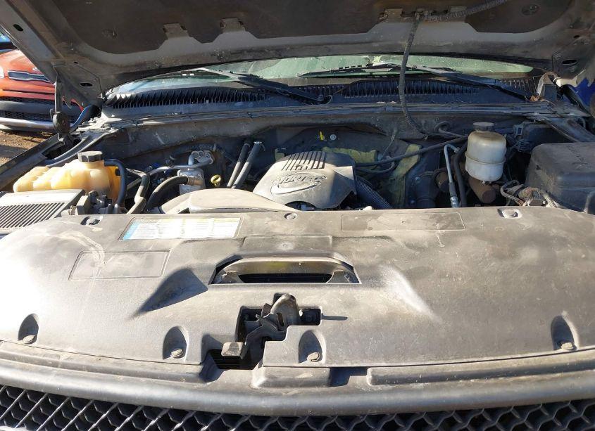 Photo 10 of 2001 Chevrolet Silverado 2500HD LS (VIN 1GCHK23U41F166639)