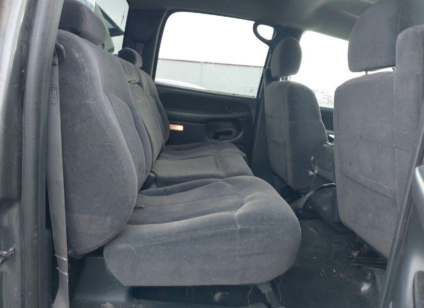 Photo 8 of 2002 Chevrolet Silverado 2500HD LS (VIN 1GCHK23U42F222628)