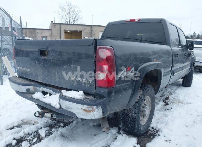 Photo 4 of 2003 Chevrolet Silverado 2500HD LS (VIN 1GCHK23U43F186277)