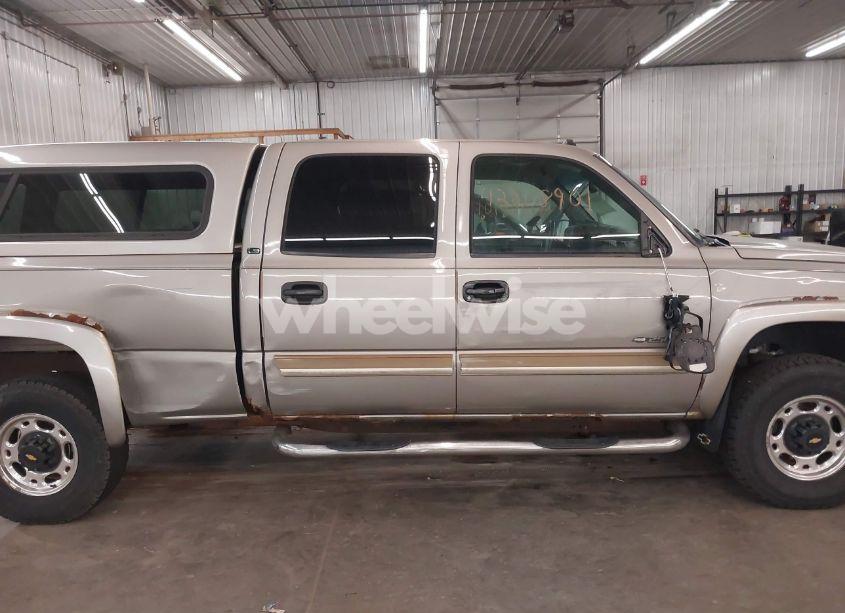 Photo 14 of 2003 Chevrolet Silverado 2500HD LS (VIN 1GCHK23U43F219262)