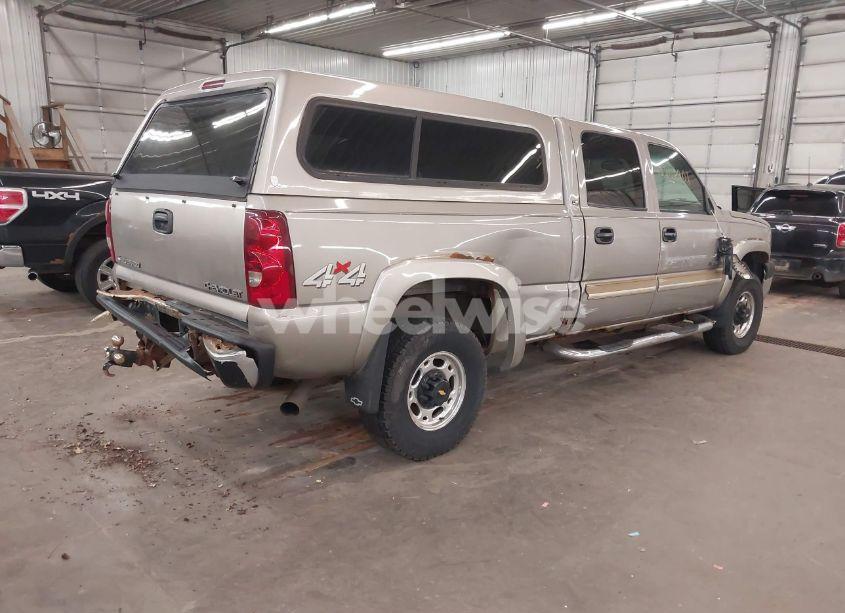 Photo 4 of 2003 Chevrolet Silverado 2500HD LS (VIN 1GCHK23U43F219262)