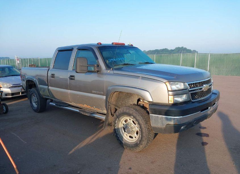 2006 Chevrolet Silverado 2500HD LT3 (VIN 1GCHK23U46F187000) main photo