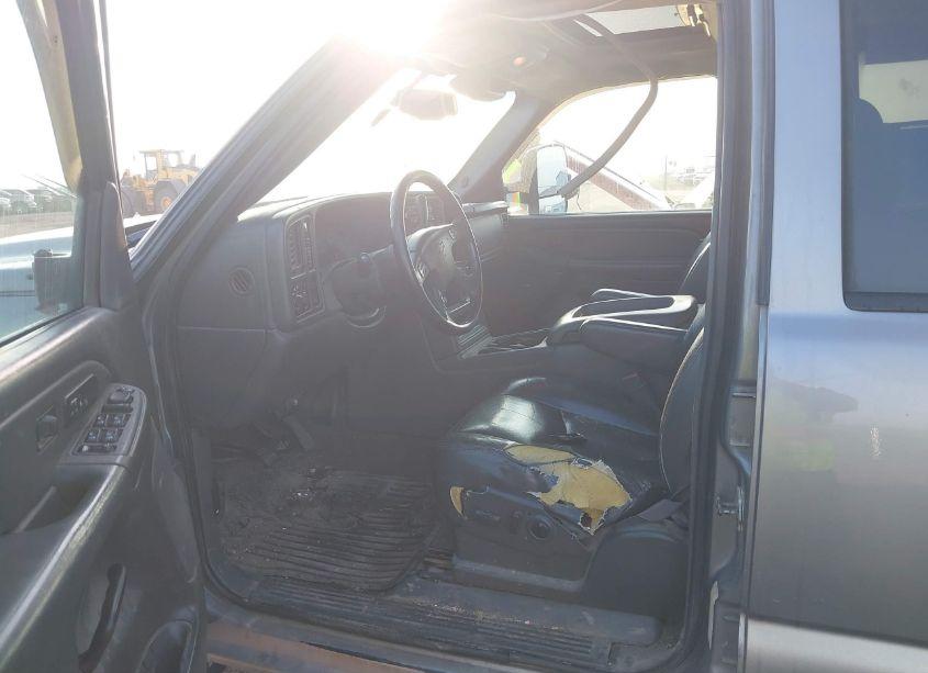 Photo 5 of 2006 Chevrolet Silverado 2500HD LT3 (VIN 1GCHK23U46F187000)