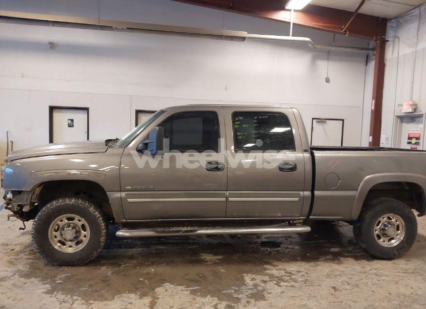 Photo 14 of 2007 Chevrolet Silverado 2500HD CLASSIC LT1 (VIN 1GCHK23U47F156184)