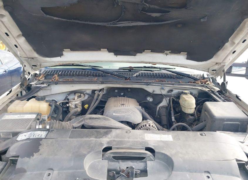 Photo 10 of 2003 Chevrolet Silverado 2500HD (VIN 1GCHK23U53F101835)