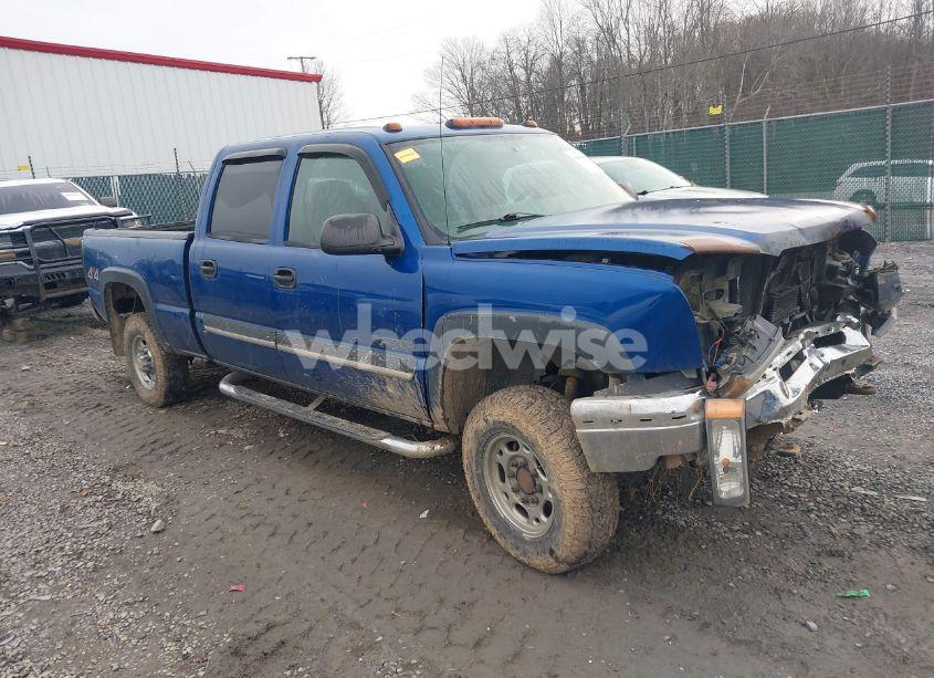 2004 Chevrolet Silverado 2500HD LS/LT/WORK TRUCK (VIN 1GCHK23U54F136179) main photo