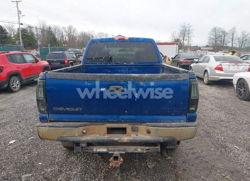 Photo 16 of 2004 Chevrolet Silverado 2500HD LS/LT/WORK TRUCK (VIN 1GCHK23U54F136179)