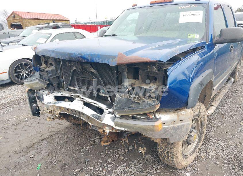 Photo 6 of 2004 Chevrolet Silverado 2500HD LS/LT/WORK TRUCK (VIN 1GCHK23U54F136179)