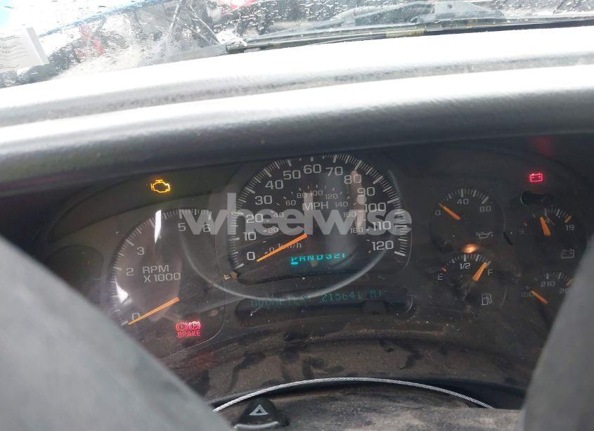 Photo 7 of 2004 Chevrolet Silverado 2500HD LS/LT/WORK TRUCK (VIN 1GCHK23U54F136179)