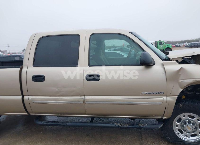 Photo 14 of 2004 Chevrolet Silverado 2500HD LS (VIN 1GCHK23U54F188248)