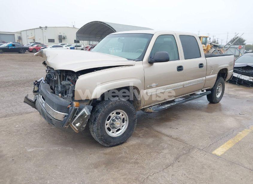 Photo 2 of 2004 Chevrolet Silverado 2500HD LS (VIN 1GCHK23U54F188248)
