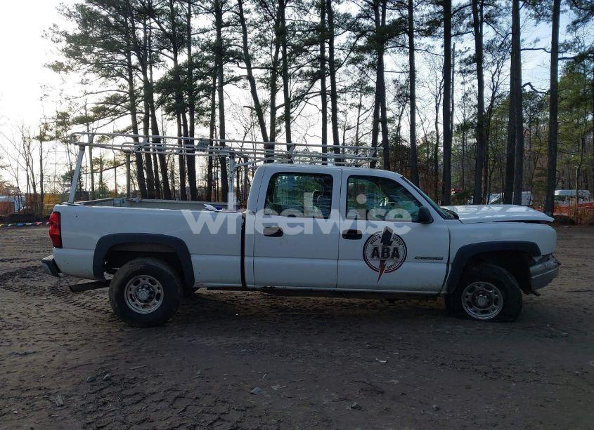 Photo 13 of 2004 Chevrolet Silverado 2500HD WORK TRUCK (VIN 1GCHK23U54F234354)