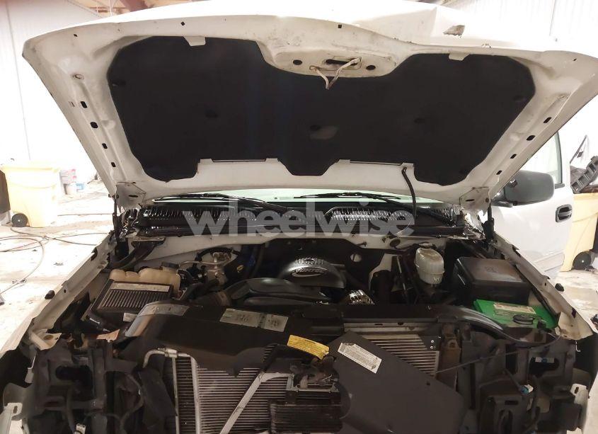 Photo 10 of 2005 Chevrolet Silverado 2500HD LS (VIN 1GCHK23U55F899336)