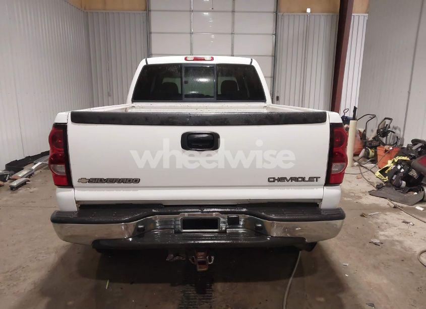 Photo 17 of 2005 Chevrolet Silverado 2500HD LS (VIN 1GCHK23U55F899336)