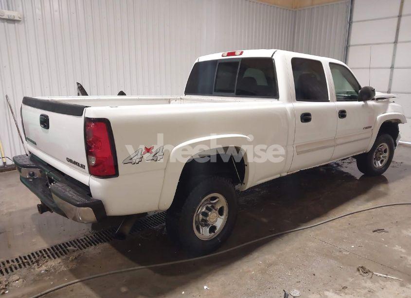 Photo 4 of 2005 Chevrolet Silverado 2500HD LS (VIN 1GCHK23U55F899336)