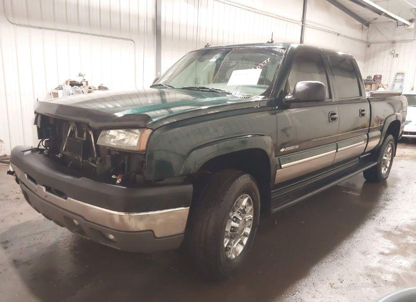 Photo 2 of 2003 Chevrolet Silverado 2500HD LT (VIN 1GCHK23U73F181199)