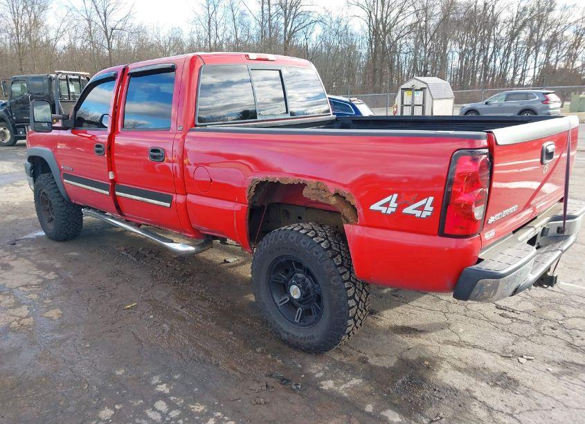 Photo 3 of 2006 Chevrolet Silverado 2500HD LT1 (VIN 1GCHK23U76F165489)