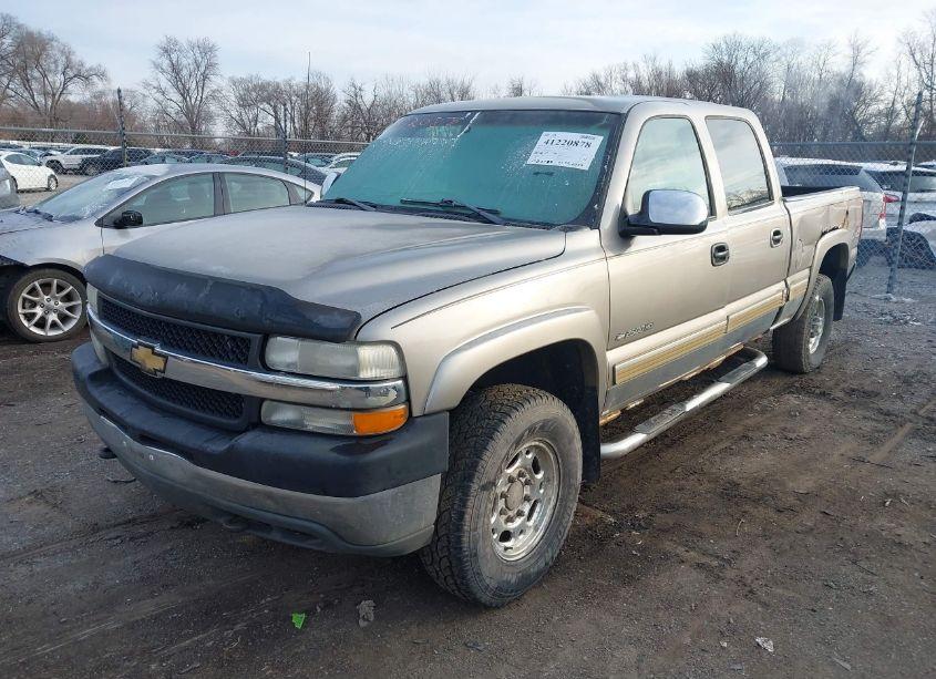 Photo 2 of 2001 Chevrolet Silverado 2500HD LS (VIN 1GCHK23U81F141792)