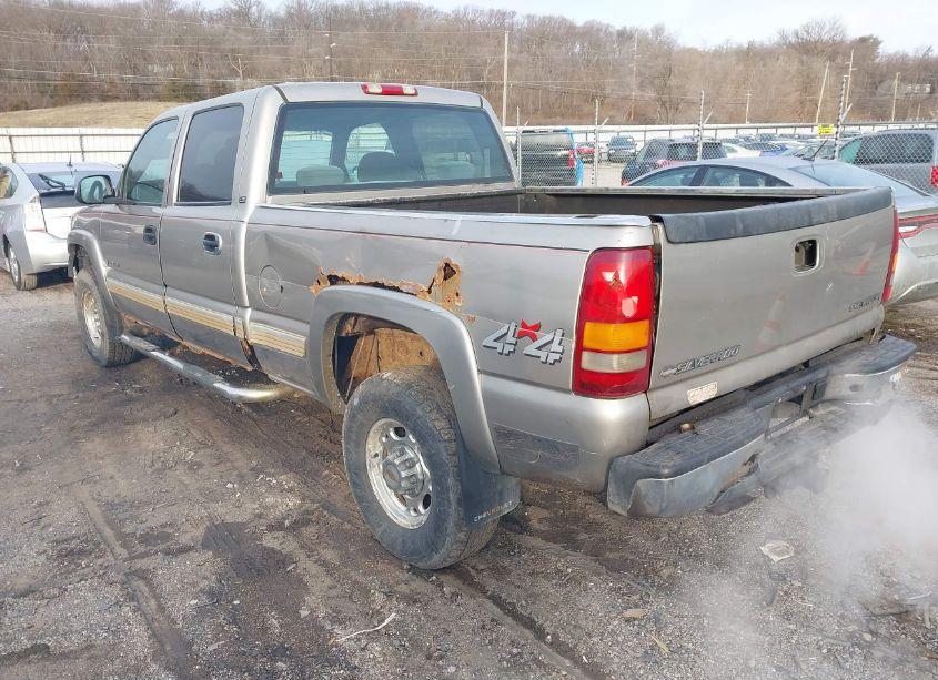 Photo 3 of 2001 Chevrolet Silverado 2500HD LS (VIN 1GCHK23U81F141792)