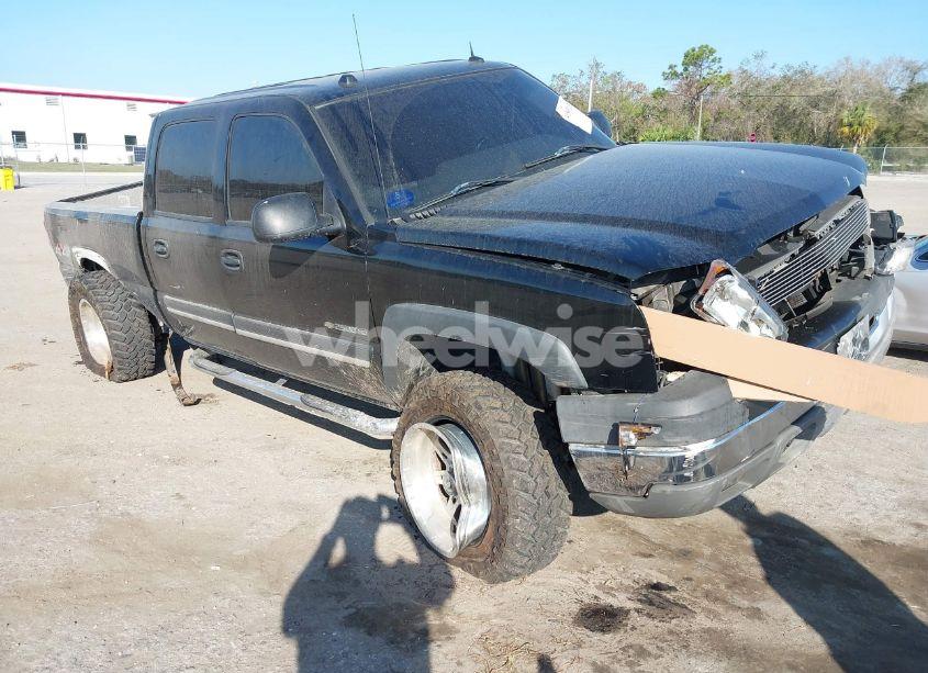 2004 Chevrolet Silverado 2500HD LT (VIN 1GCHK23U84F116654) main photo