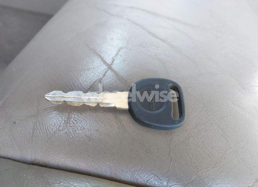 Photo 11 of 2004 Chevrolet Silverado 2500HD LT (VIN 1GCHK23U84F116654)