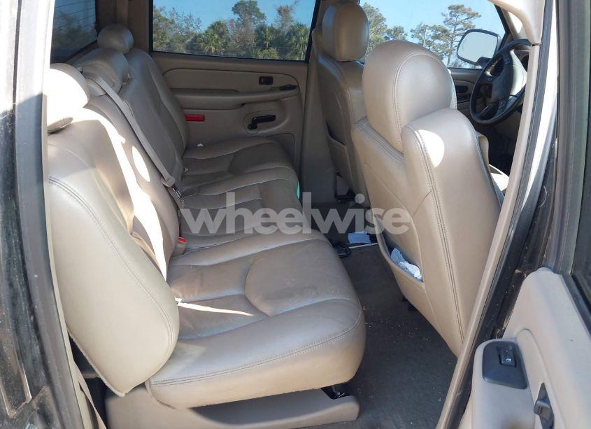 Photo 8 of 2004 Chevrolet Silverado 2500HD LT (VIN 1GCHK23U84F116654)