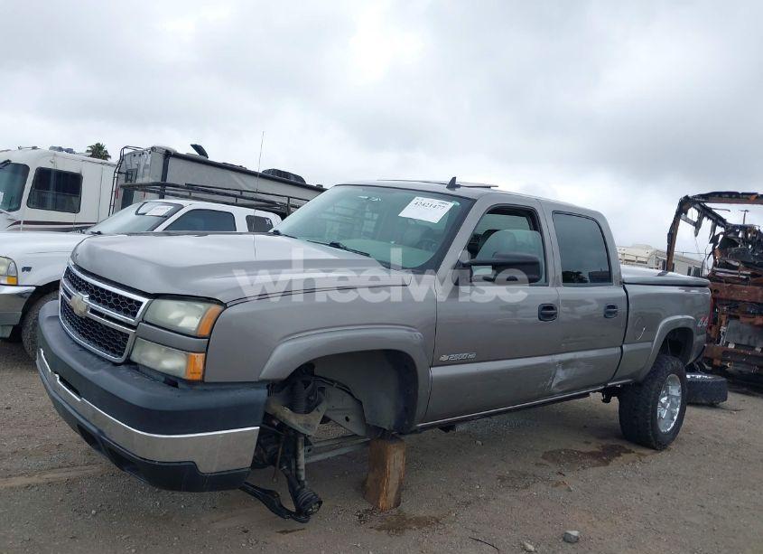 Photo 6 of 2006 Chevrolet Silverado 2500HD LT3 (VIN 1GCHK23U86F163847)