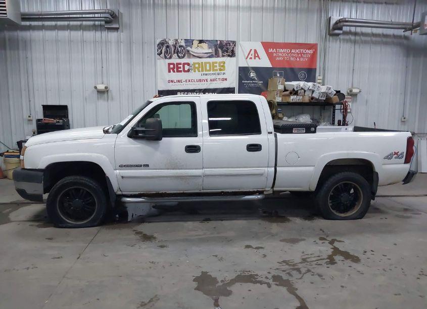 Photo 14 of 2006 Chevrolet Silverado 2500HD LT1 (VIN 1GCHK23U86F182141)