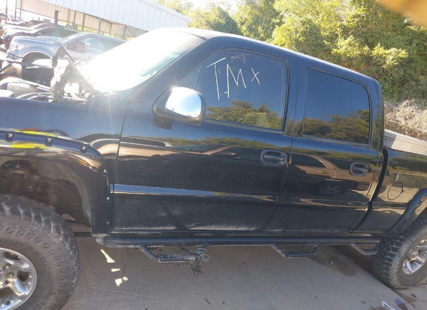Photo 14 of 2002 Chevrolet Silverado 2500HD LS (VIN 1GCHK23U92F235441)