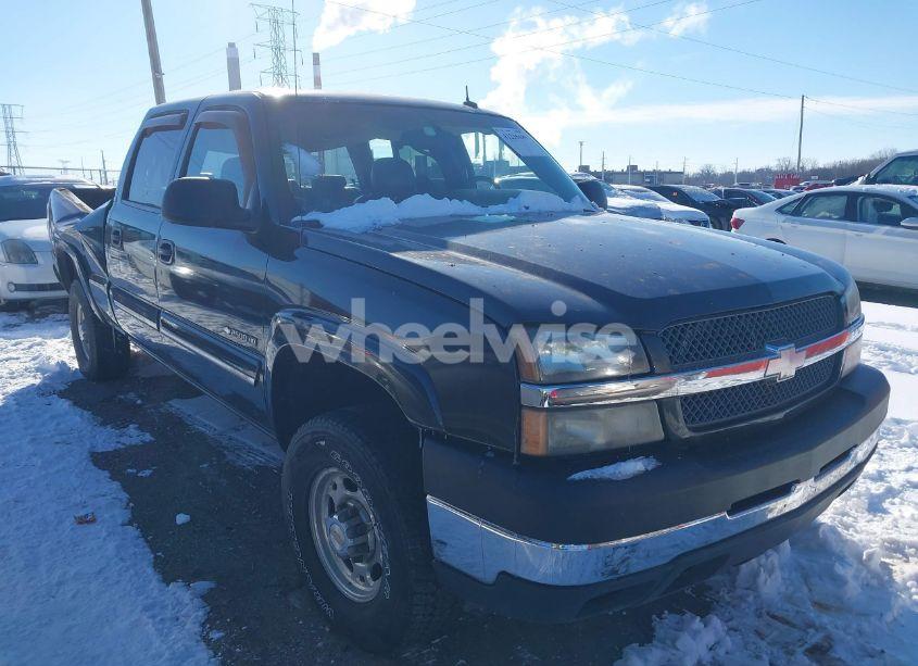 2003 Chevrolet Silverado 2500HD LT (VIN 1GCHK23U93F131856) main photo