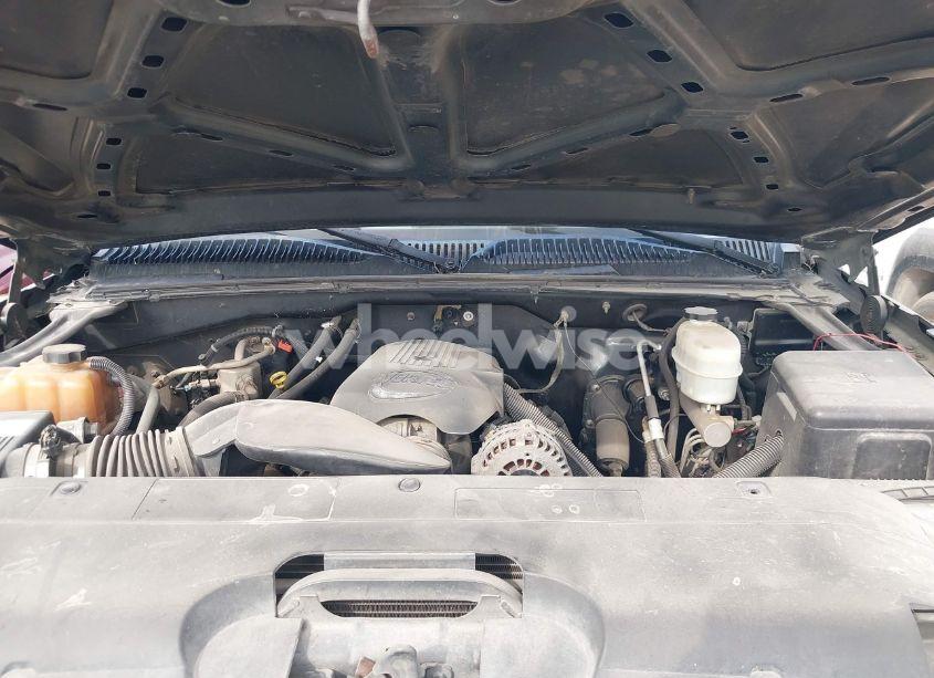 Photo 10 of 2004 Chevrolet Silverado 2500HD LS (VIN 1GCHK23U94F257846)