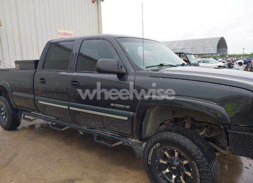 Photo 13 of 2004 Chevrolet Silverado 2500HD LS (VIN 1GCHK23U94F257846)