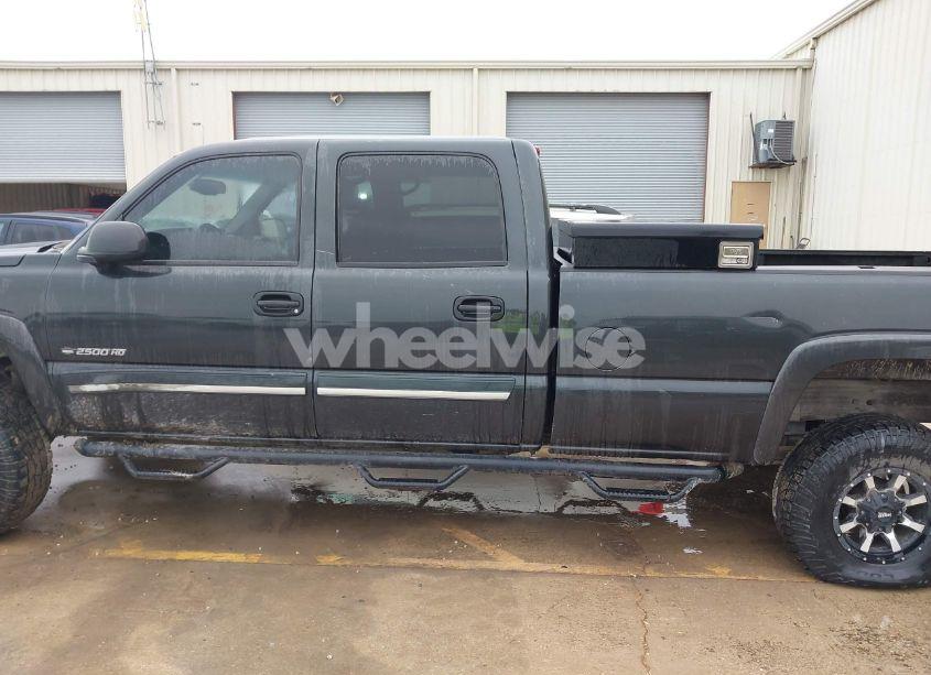 Photo 14 of 2004 Chevrolet Silverado 2500HD LS (VIN 1GCHK23U94F257846)