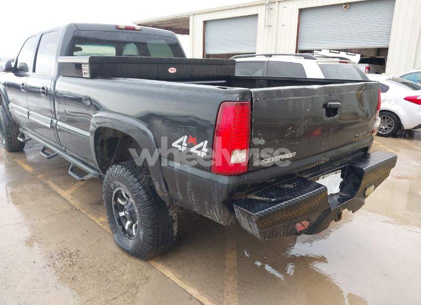 Photo 6 of 2004 Chevrolet Silverado 2500HD LS (VIN 1GCHK23U94F257846)