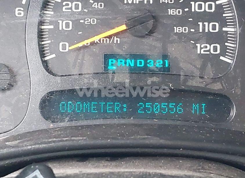 Photo 15 of 2005 Chevrolet Silverado 2500HD LS (VIN 1GCHK23U95F824896)