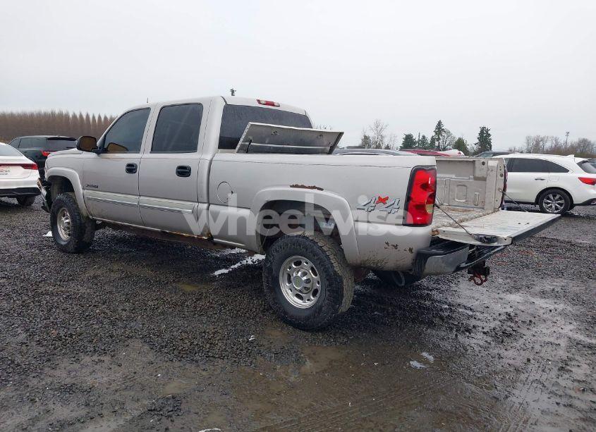 Photo 3 of 2005 Chevrolet Silverado 2500HD LS (VIN 1GCHK23U95F824896)