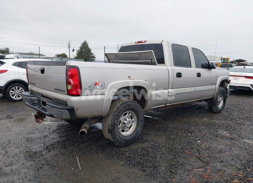 Photo 4 of 2005 Chevrolet Silverado 2500HD LS (VIN 1GCHK23U95F824896)