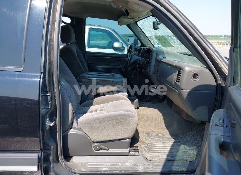 Photo 5 of 2007 Chevrolet Silverado 2500HD CLASSIC LT1 (VIN 1GCHK23U97F151515)